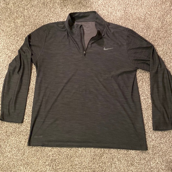 Large gray Nike Dri-Fit half zip pullover. - Picture 1 of 2